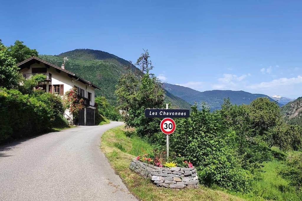 Belle Maison Traditionnelle - Les Chavonnes Villa Courchevel Exterior photo